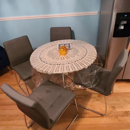 Private 1 Bedroom In Бостон Екстер'єр фото
